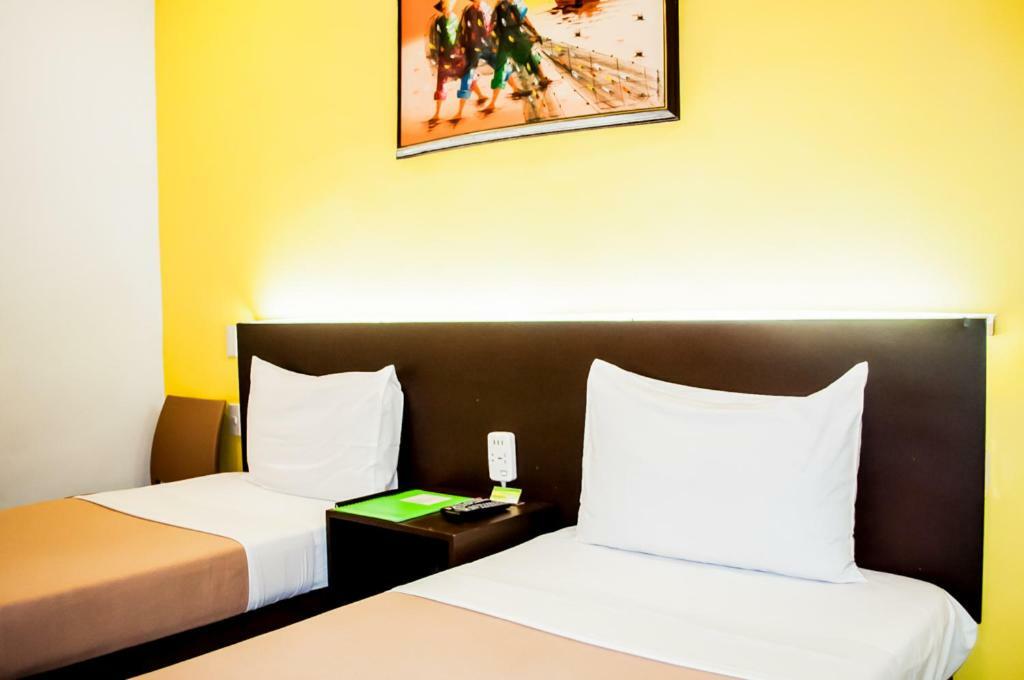 Seasons Hotel And Convention Center Сан Хосе Екстериор снимка